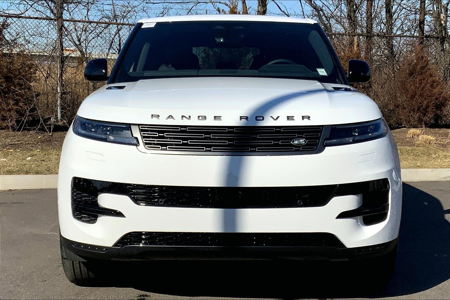 New 2025 Land Rover Range Rover Sport image 3