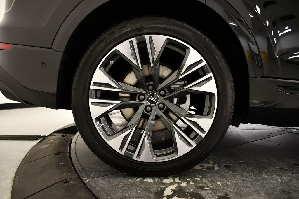 New 2026 Audi Q8 Premium Plus image 15