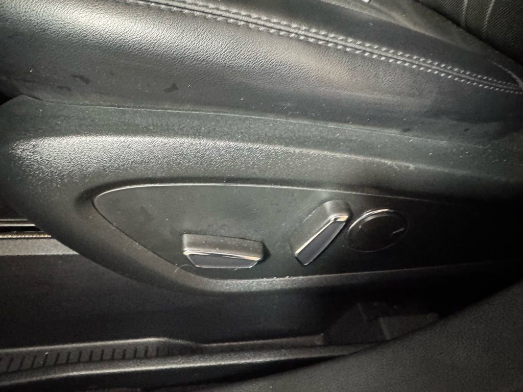 Certified 2022 Lincoln Nautilus Reserve w/ Monochromatic Package image 36