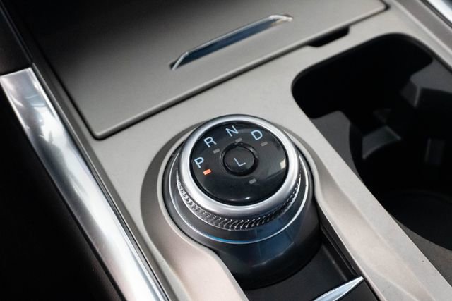 Used 2024 Ford Explorer XLT w/ Equipment Group 202A RWD image 26