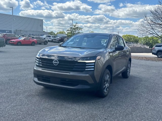 New 2026 Nissan Kicks S FWD image 8