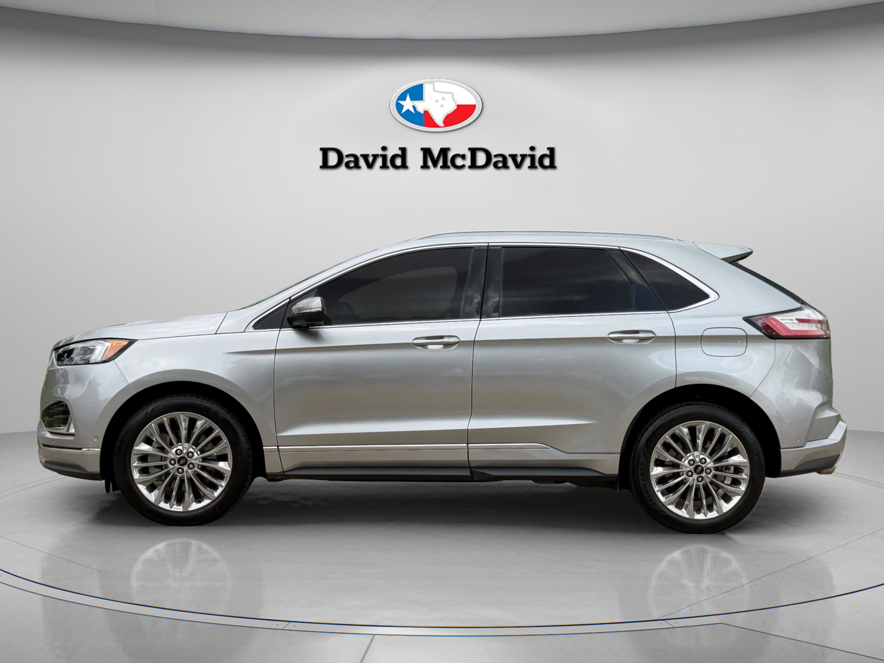 Used 2022 Ford Edge Titanium w/ Equipment Group 301A AWD/4WD image 4