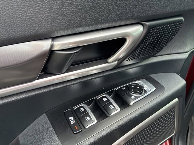 Used 2024 Kia Telluride S AWD/4WD image 18