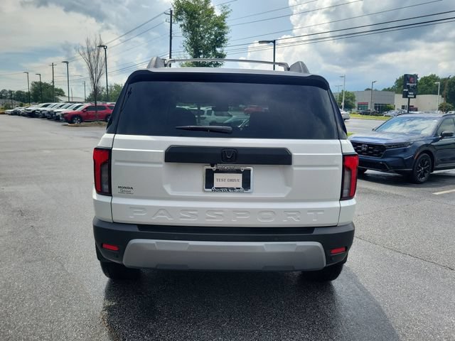 Certified 2026 Honda Passport RTL image 5
