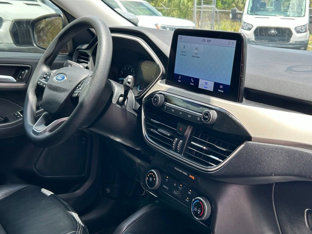 Used 2021 Ford Escape SE w/ SE Sport Appearance Package FWD image 25