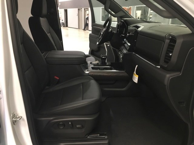 New 2026 GMC Sierra 1500 SLT w/ SLT Premium Package image 36