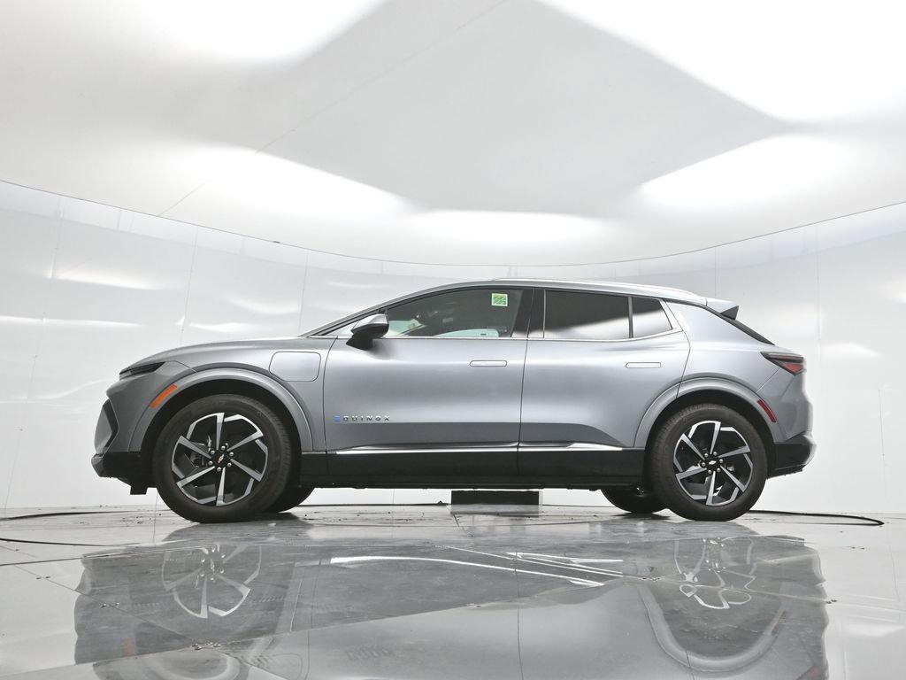 Used 2025 Chevrolet Equinox EV LT w/ Convenience Package image 68