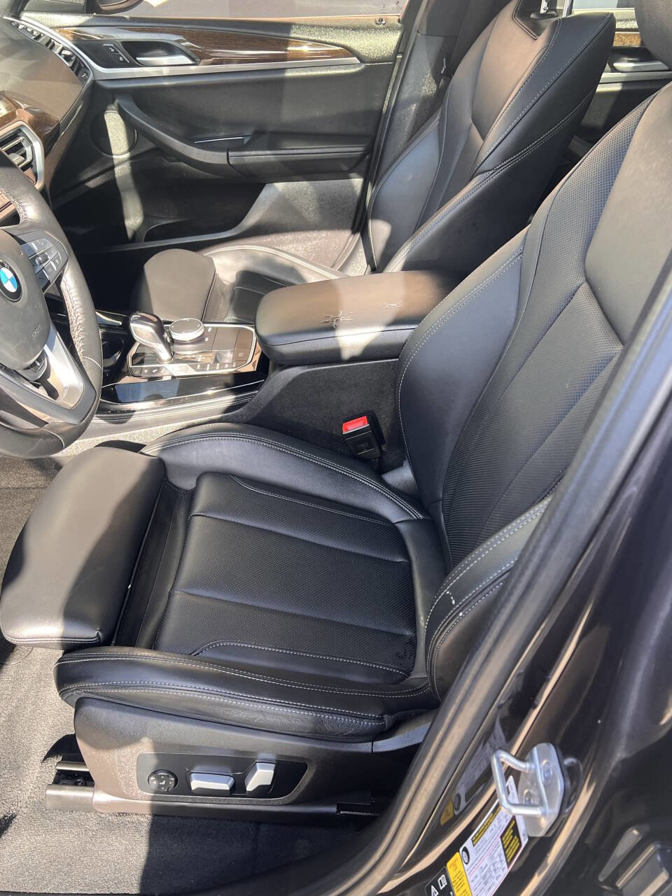 Used 2022 BMW X4 xDrive30i w/ Parking Assistance Package image 13