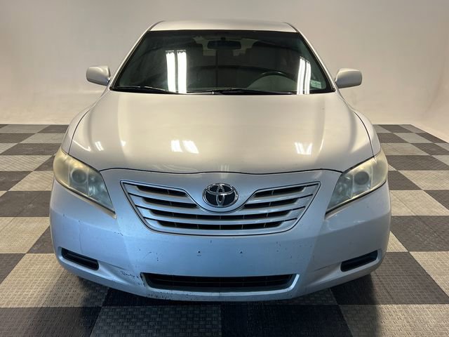 Used 2009 Toyota Camry LE image 2