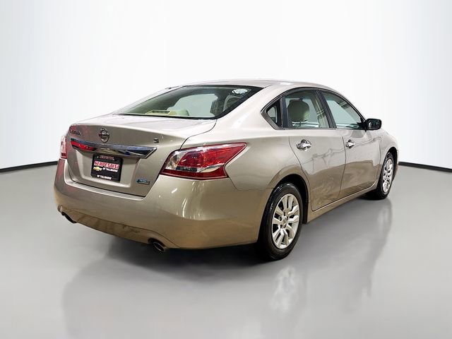 Used 2013 Nissan Altima 2.5 S FWD image 6