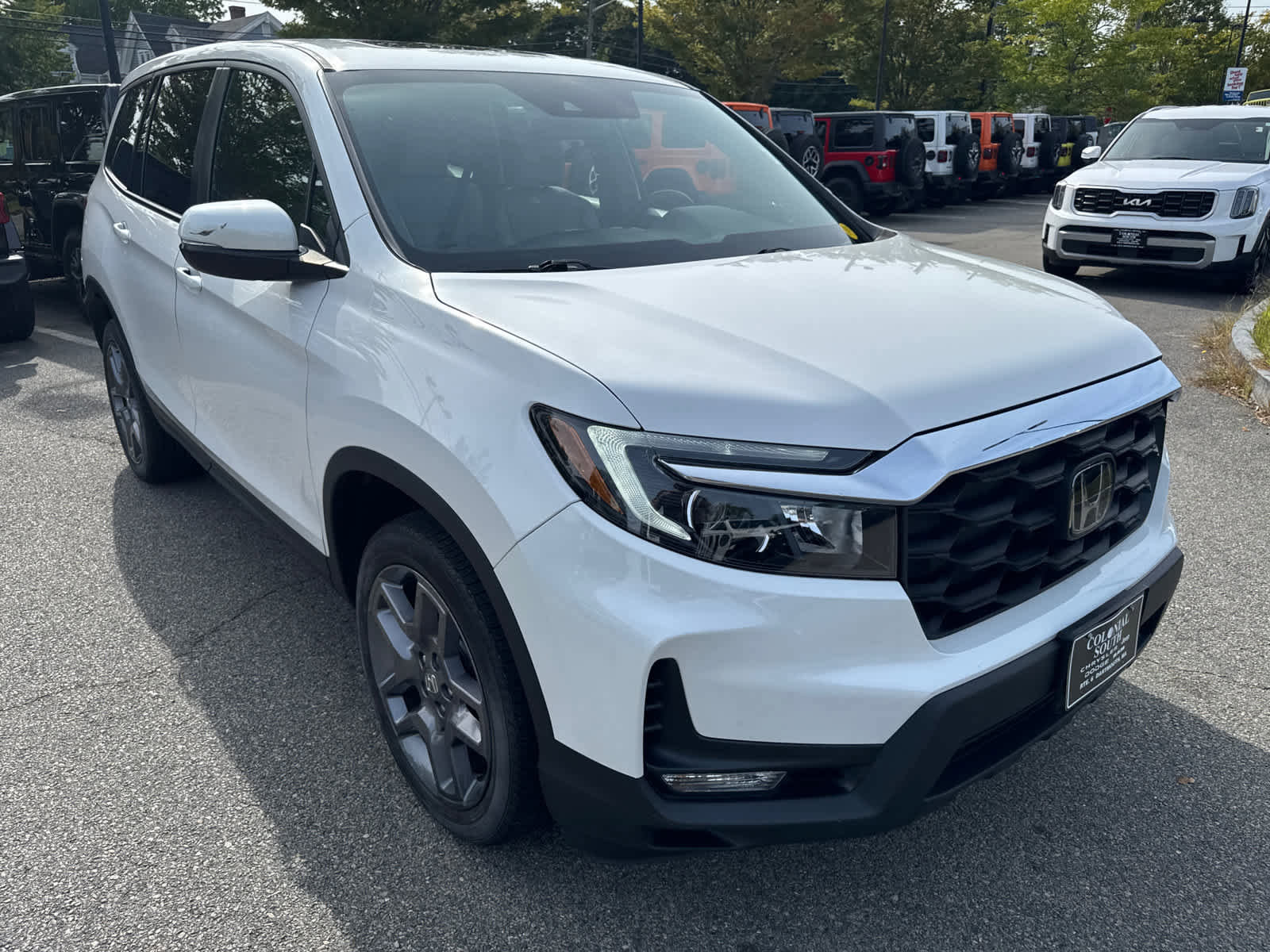 Used 2023 Honda Passport EX-L image 8