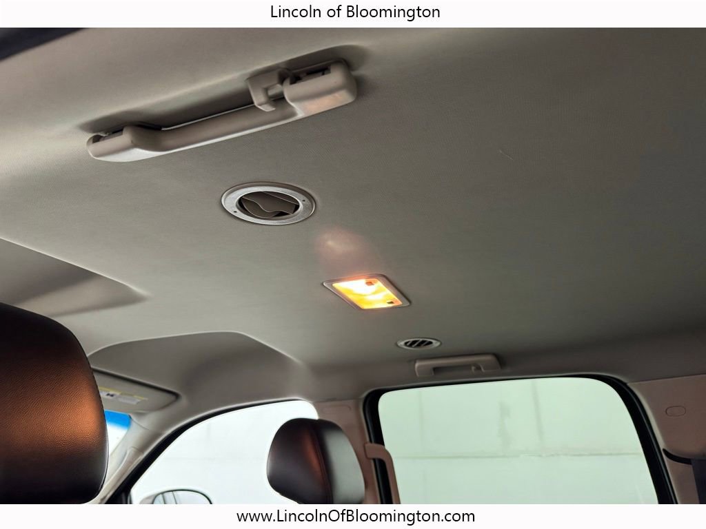 Used 2011 Chevrolet Suburban LT w/ Luxury Package image 45