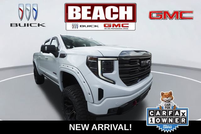 Used 2023 GMC Sierra 1500 AT4 w/ AT4 Premium Package AWD/4WD image 1