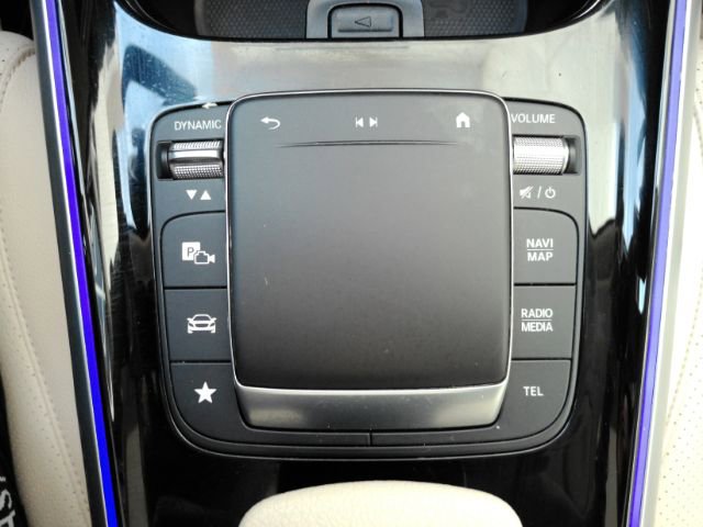 Used 2022 Mercedes-Benz EQB 300 4MATIC image 48