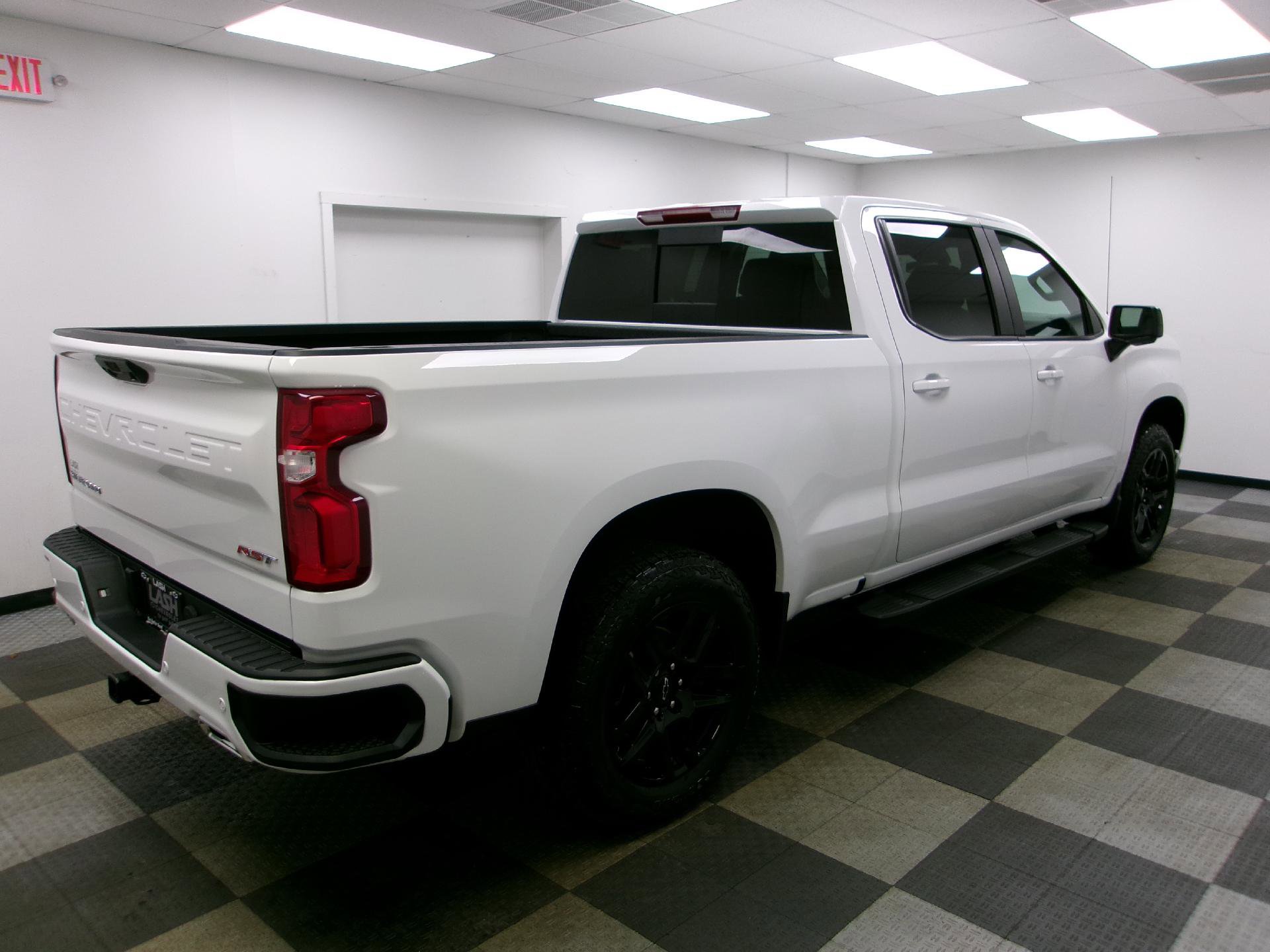 New 2026 Chevrolet Silverado 1500 RST w/ Z71 Off-Road Package AWD/4WD image 14