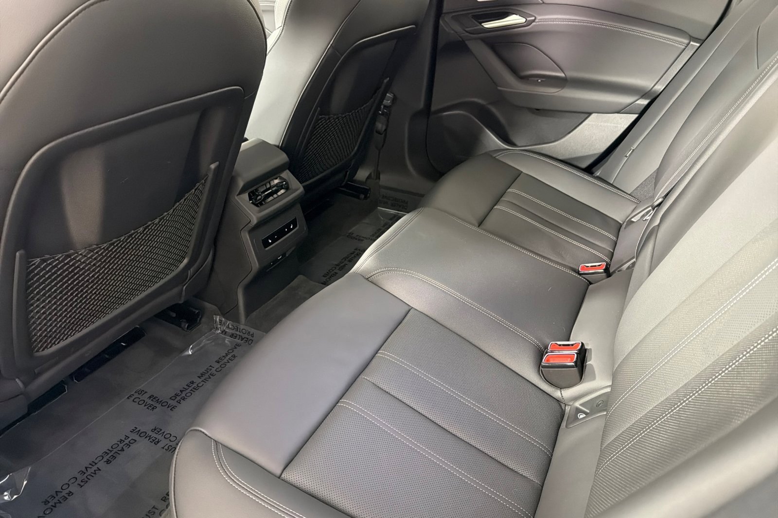 Certified 2025 Audi A6 e-tron Premium Plus w/ Premium Plus image 11