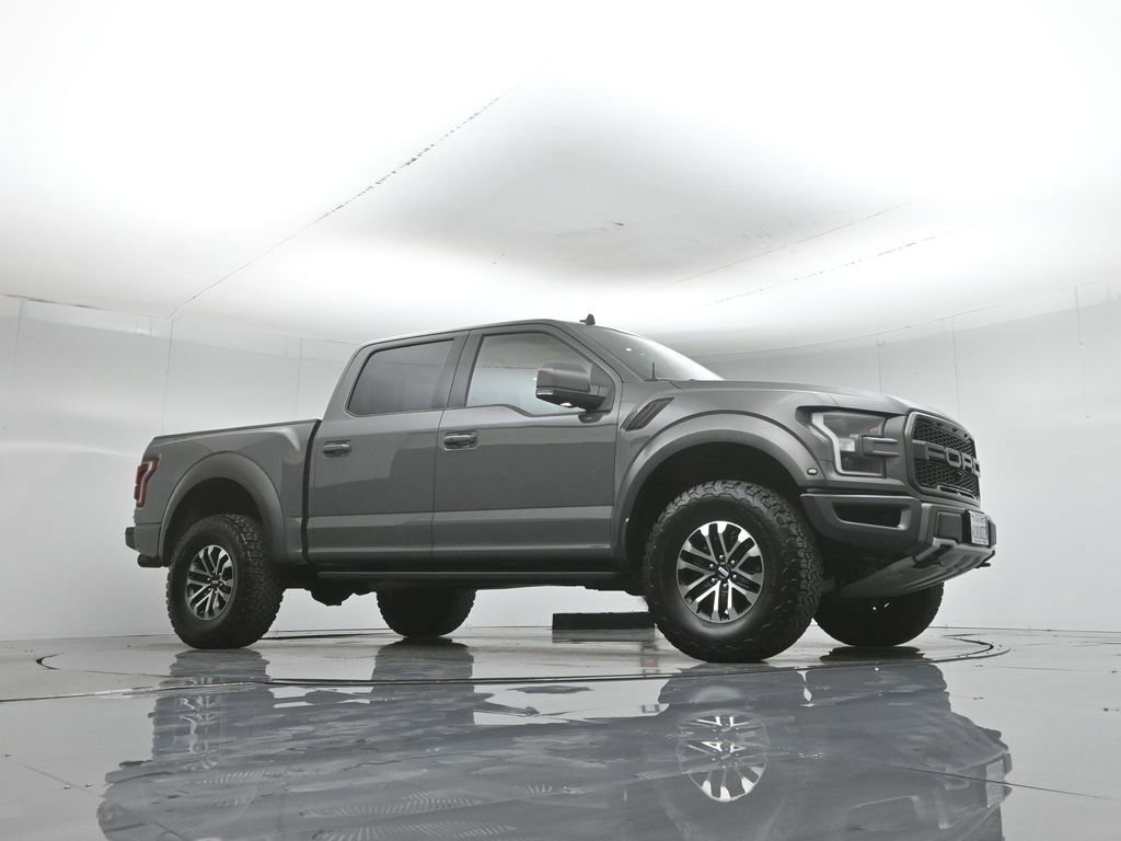 Certified 2020 Ford F150 Raptor w/ Equipment Group 802A Luxury AWD/4WD image 4