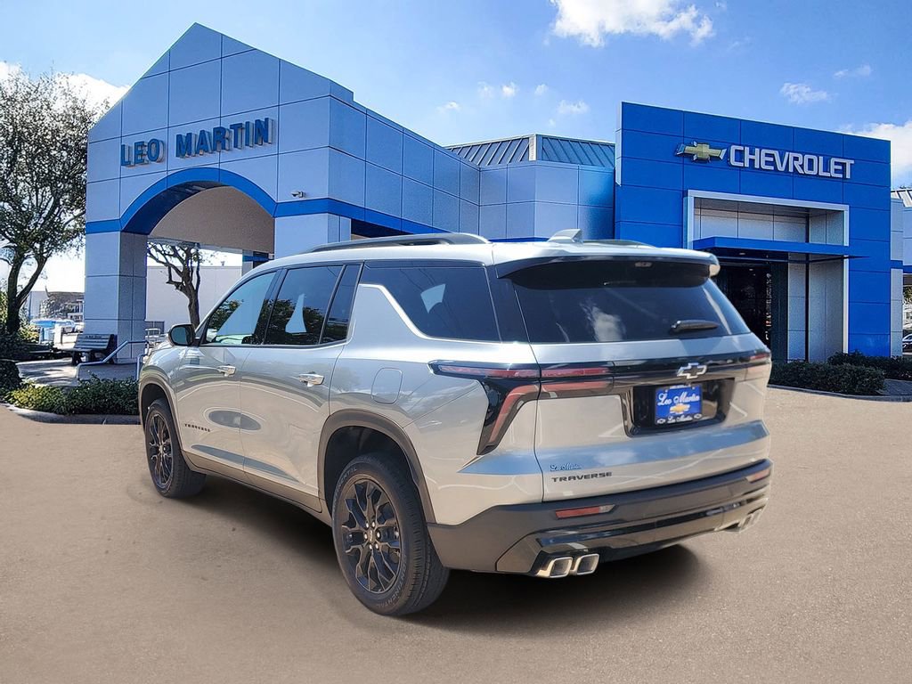 New 2026 Chevrolet Traverse LT w/ Midnight/Sport Edition FWD image 4