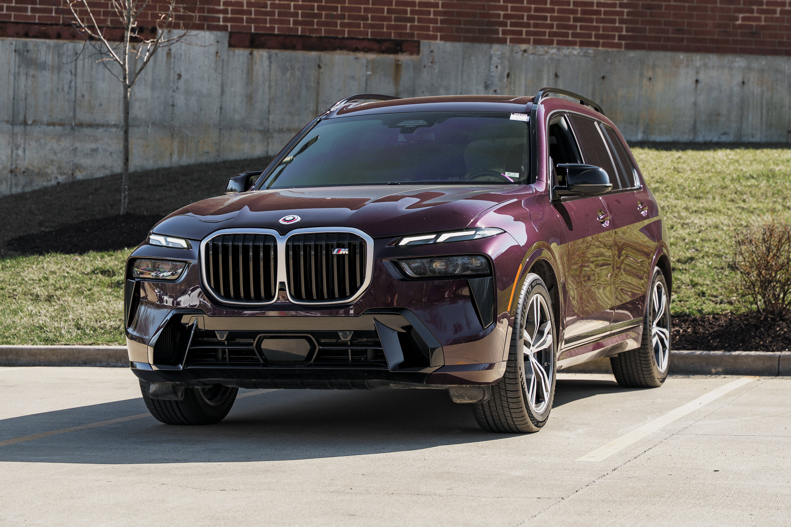 Used 2023 BMW X7 M60i w/ Executive Package image 7