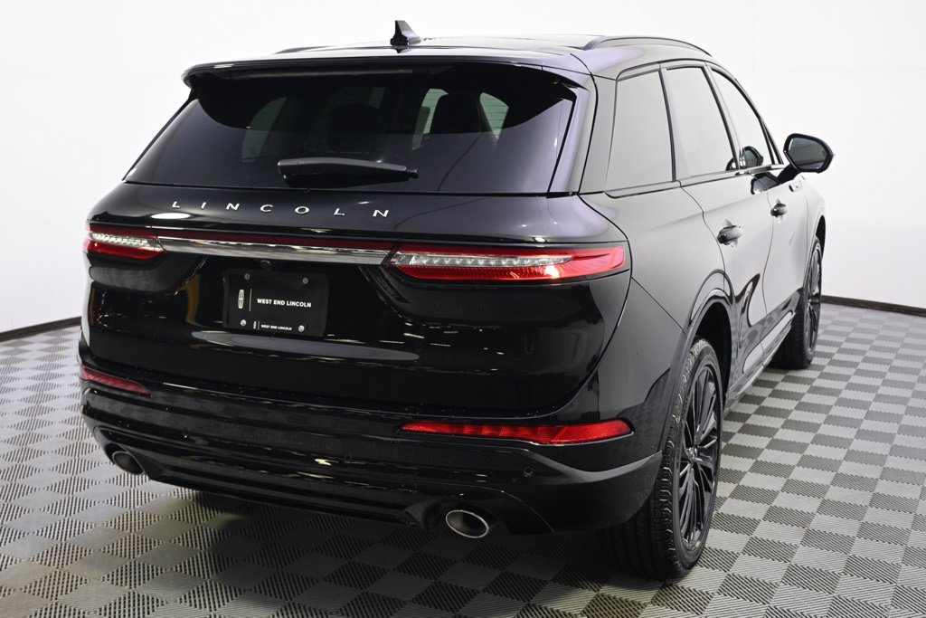 New 2026 Lincoln Corsair Reserve w/ Jet Appearance Package image 6