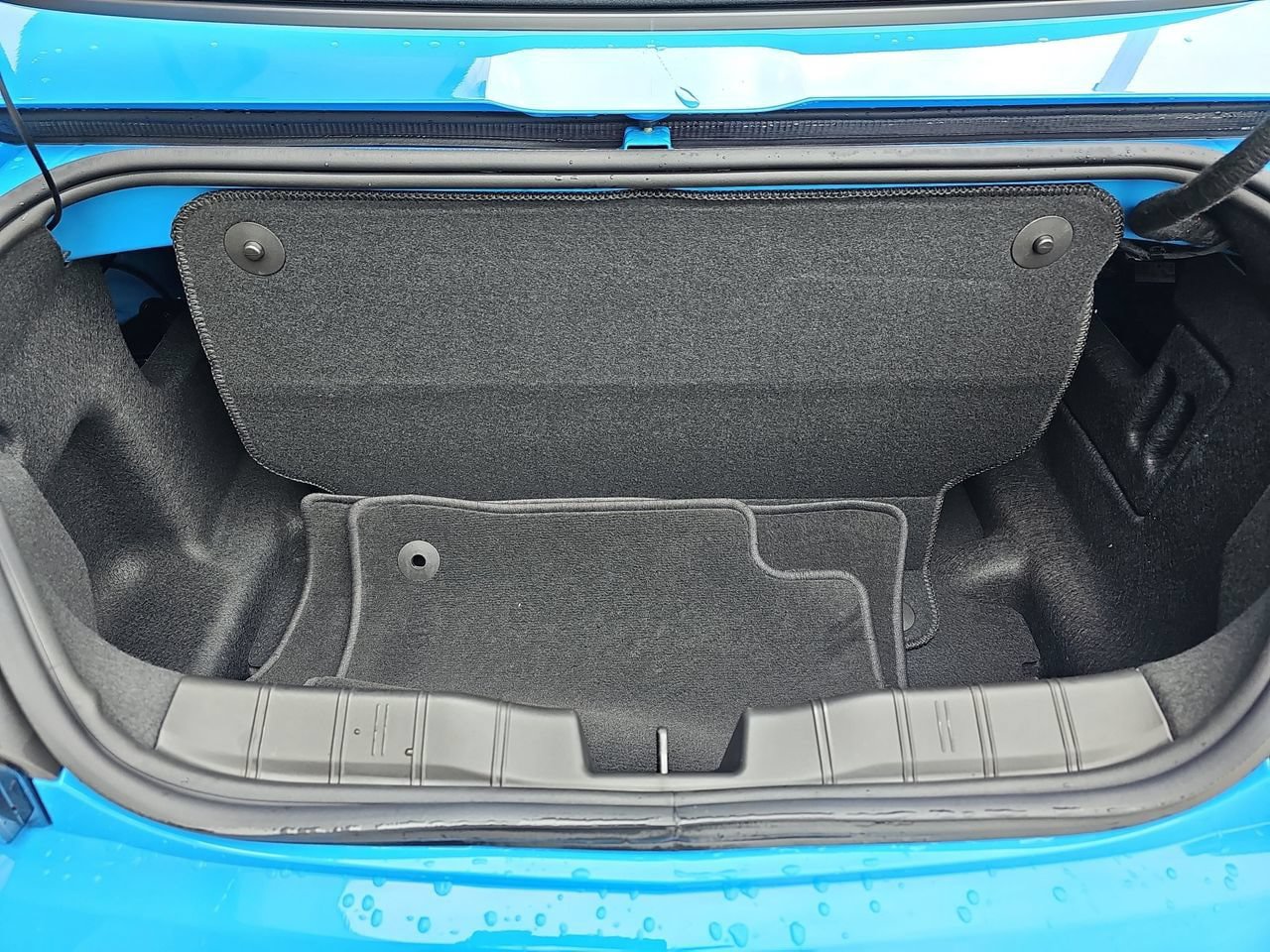 Certified 2023 Chevrolet Camaro ZL1 RWD image 15