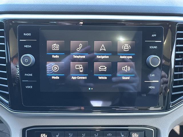 Certified 2023 Volkswagen Atlas SE w/ Panoramic Sunroof Package image 22