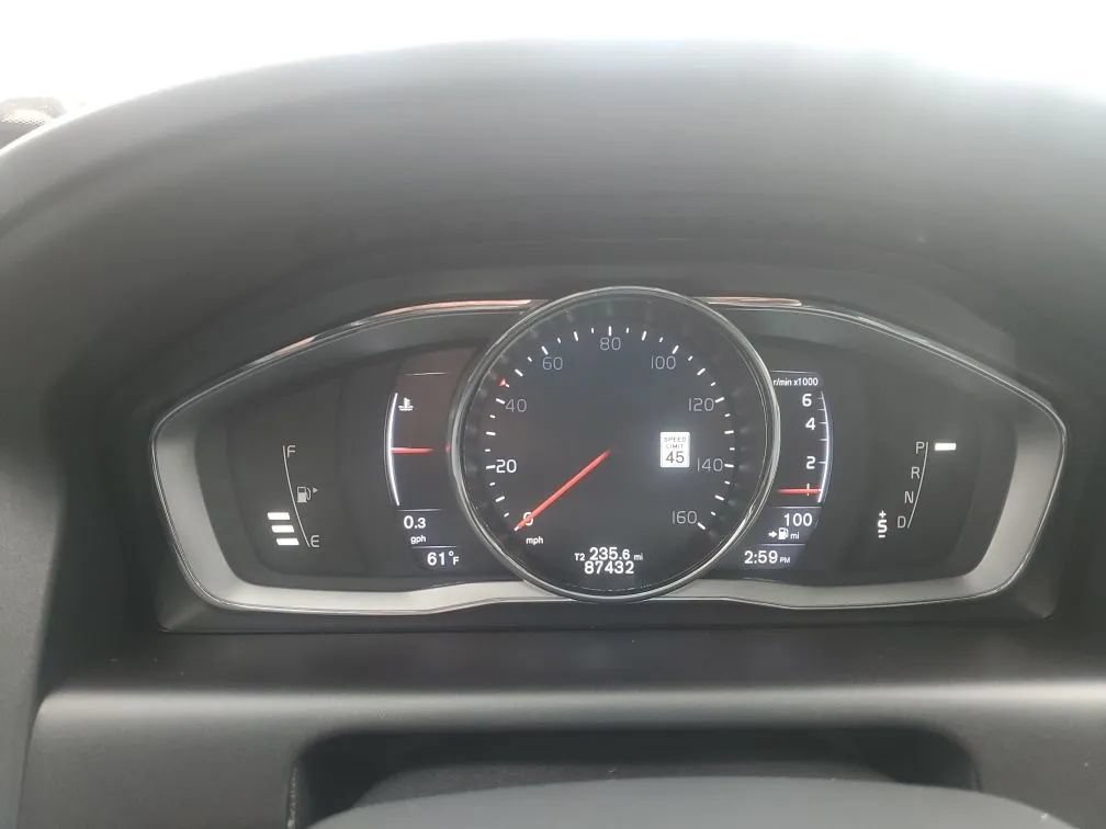 Used 2016 Volvo XC60 T6 Platinum AWD/4WD image 14