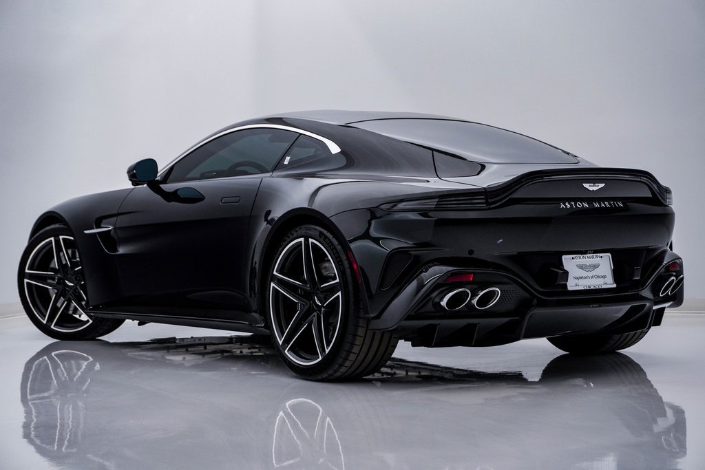Used 2026 Aston Martin V8 Vantage Coupe RWD image 10