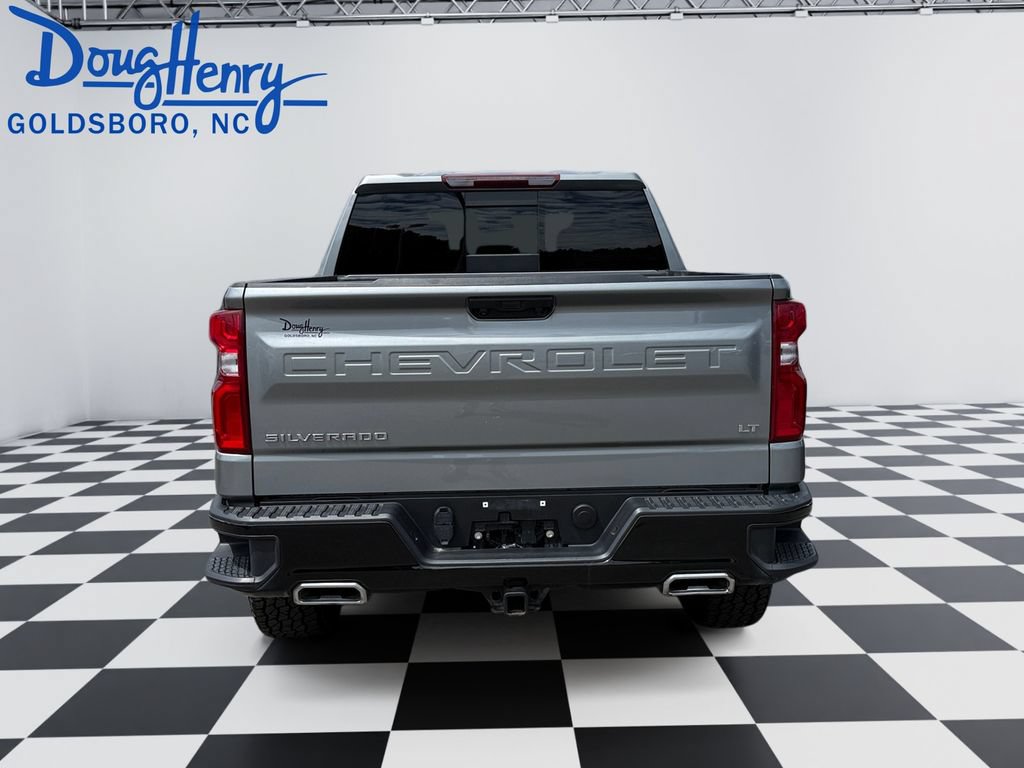 Used 2024 Chevrolet Silverado 1500 LT Trail Boss w/ Convenience Package II AWD/4WD image 4