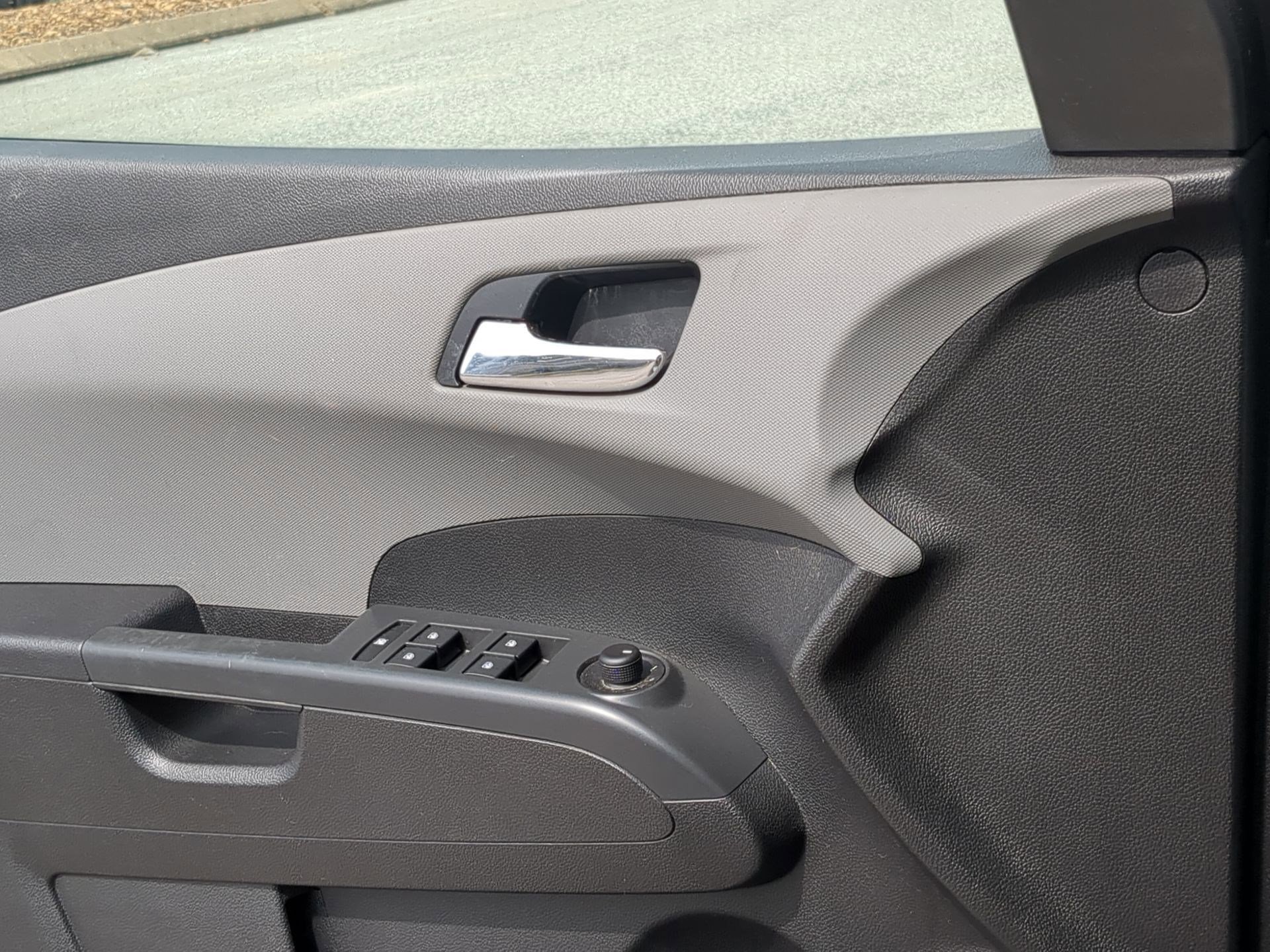 Used 2012 Chevrolet Sonic LT image 13