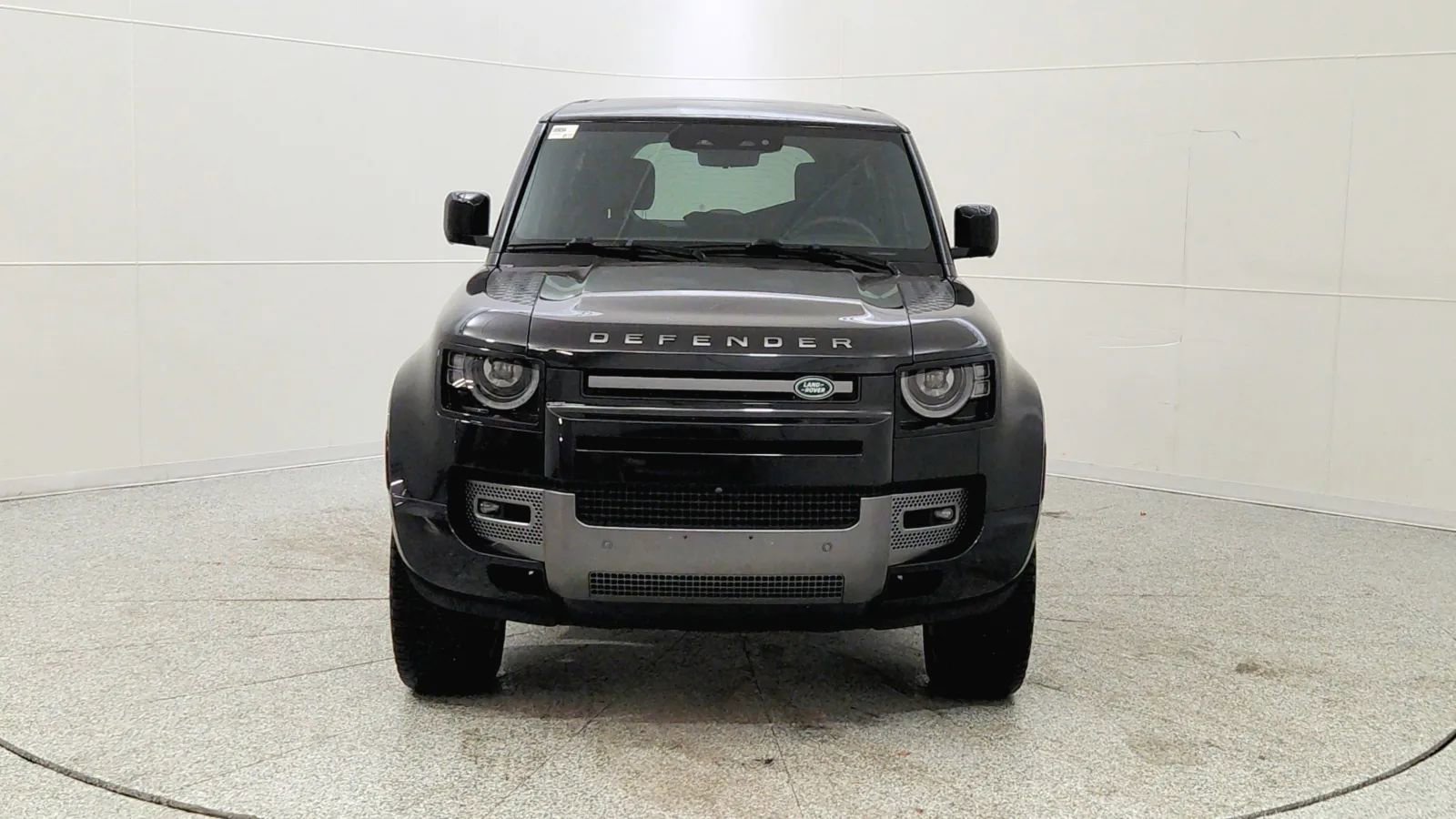 Used 2022 Land Rover Defender 90 V8 image 2