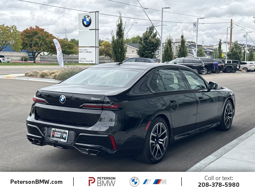 New 2026 BMW 760i xDrive w/ Executive Package image 6
