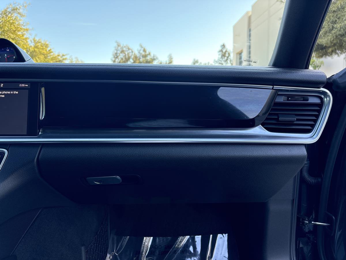 Used 2020 Porsche Panamera 4 w/ Premium Package Plus image 20