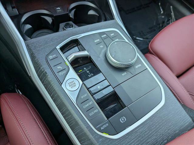 Used 2025 BMW 330i Sedan w/ Convenience Package image 12