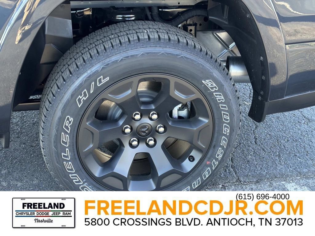 New 2026 RAM 1500 4x4 Crew Cab image 11