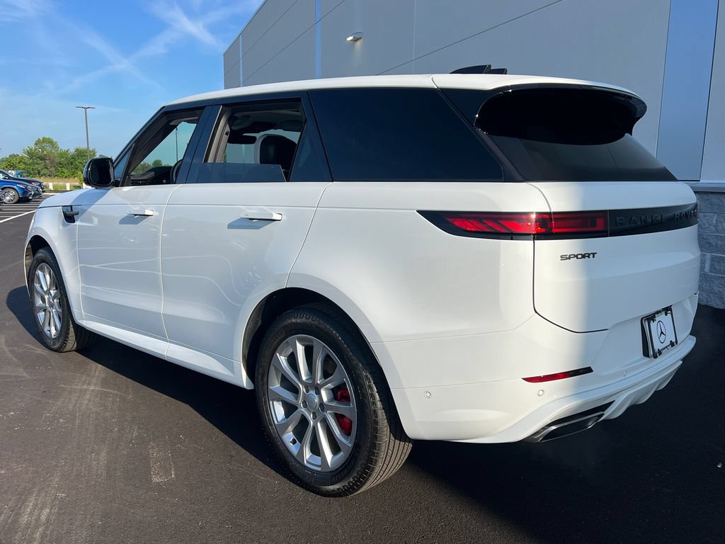 Used 2024 Land Rover Range Rover Sport Dynamic SE AWD/4WD image 5