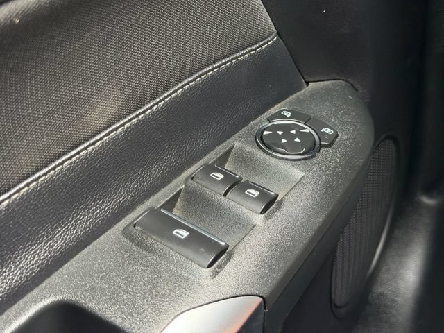 Used 2019 Ford Mustang Convertible RWD image 23