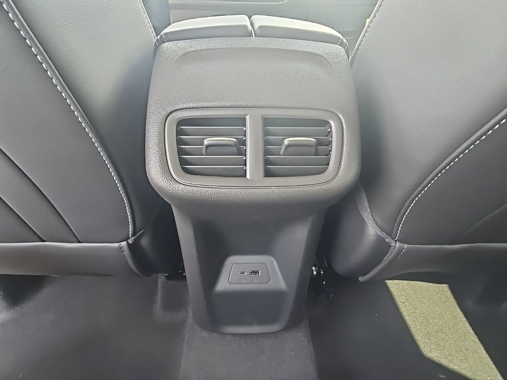 New 2025 Buick Envision Sport Touring image 15