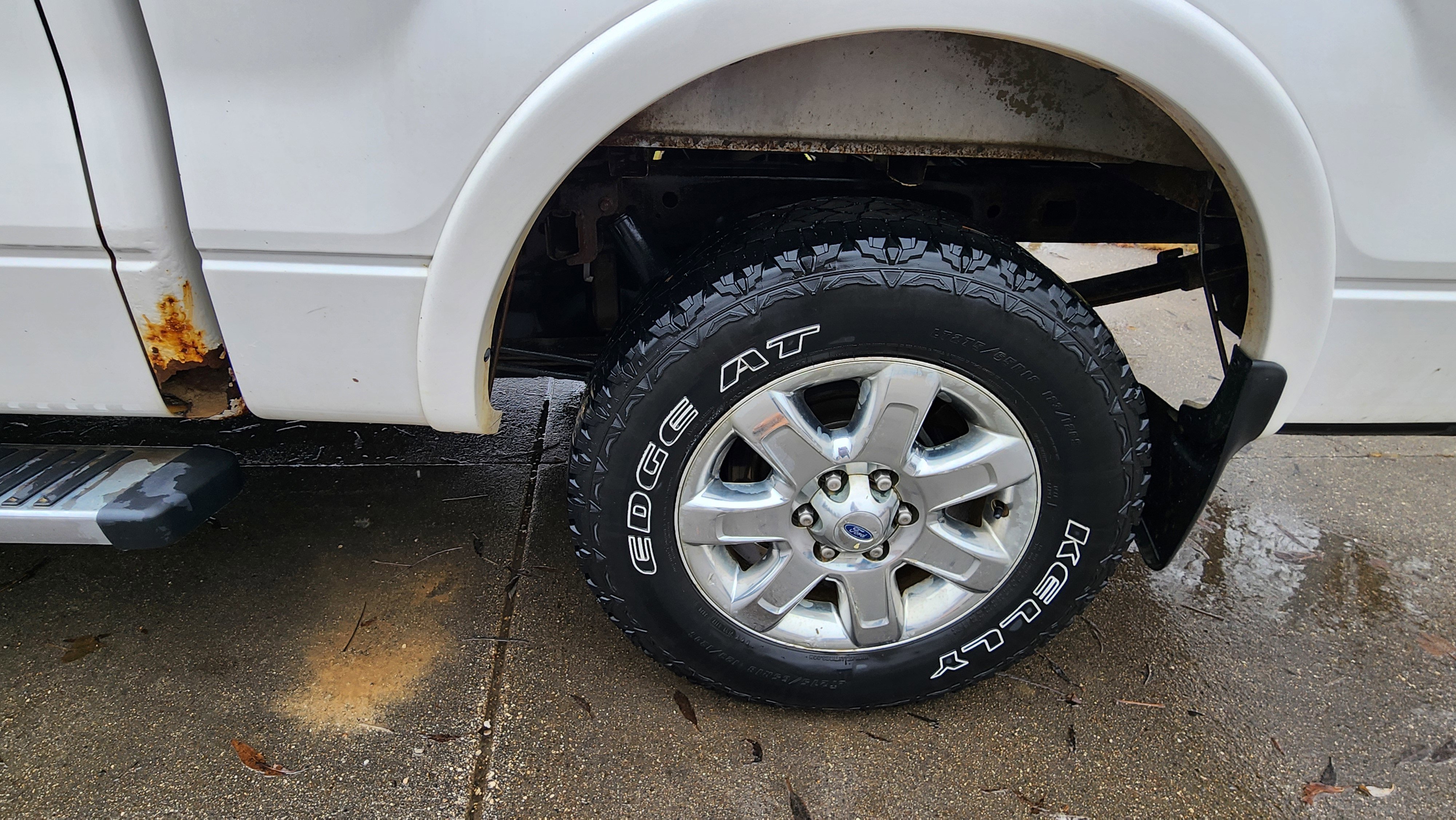 Used 2013 Ford F150 Lariat w/ Luxury Equipment Group image 8