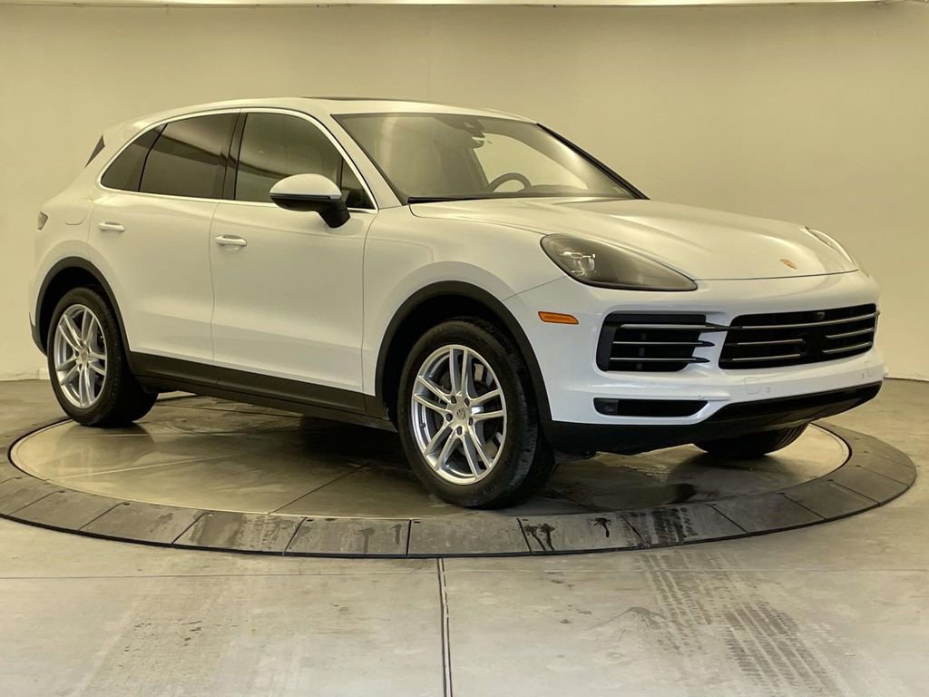 Certified 2023 Porsche Cayenne image 9