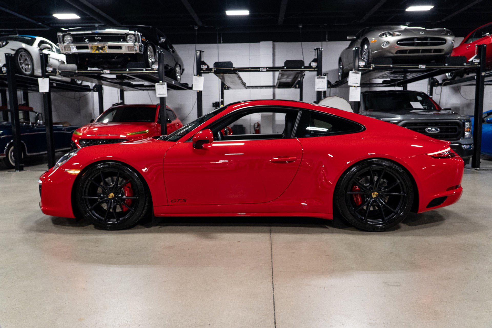 Used 2017 Porsche 911 Carrera GTS image 2