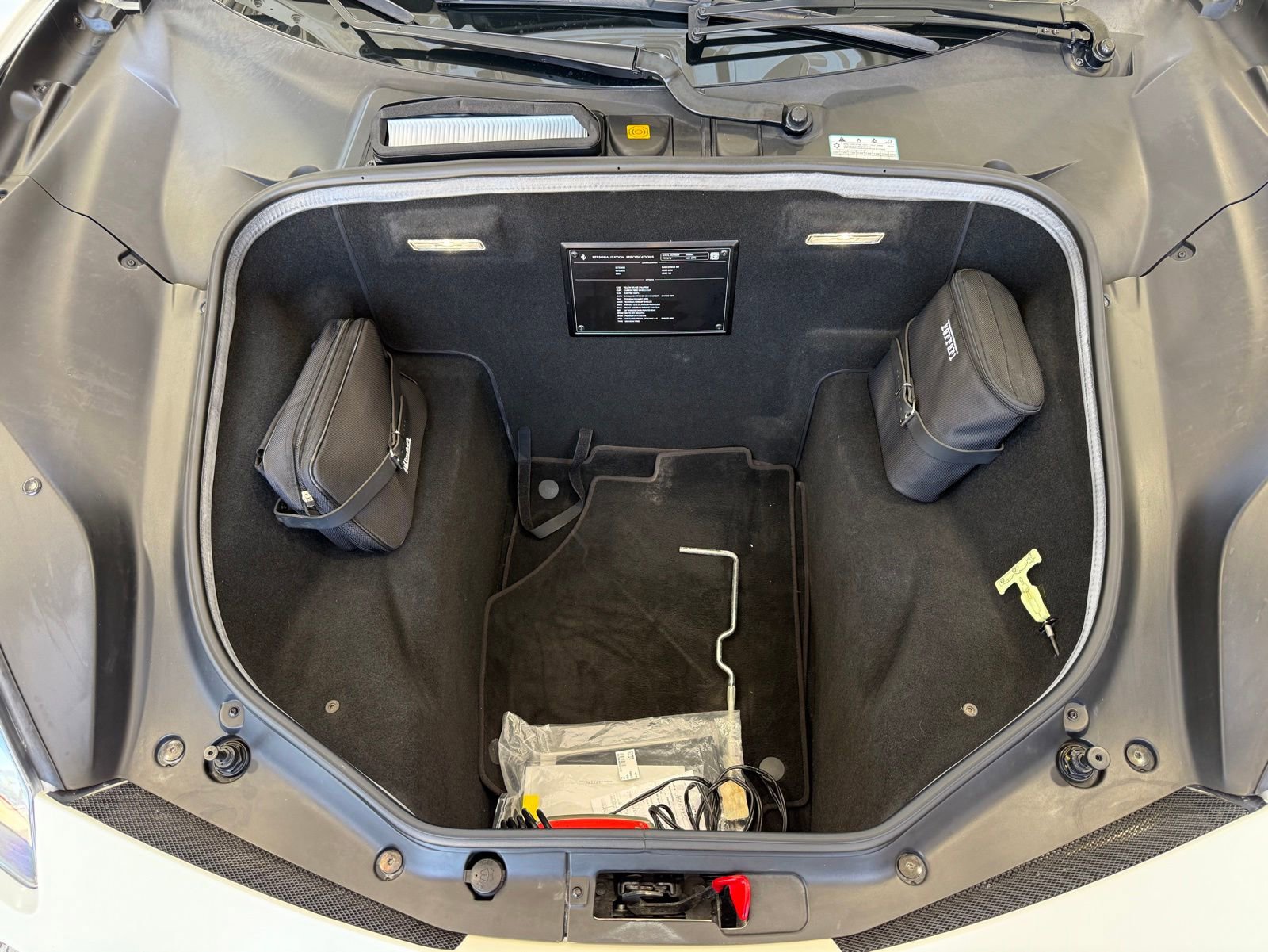 Used 2016 Ferrari 488 GTB RWD image 30