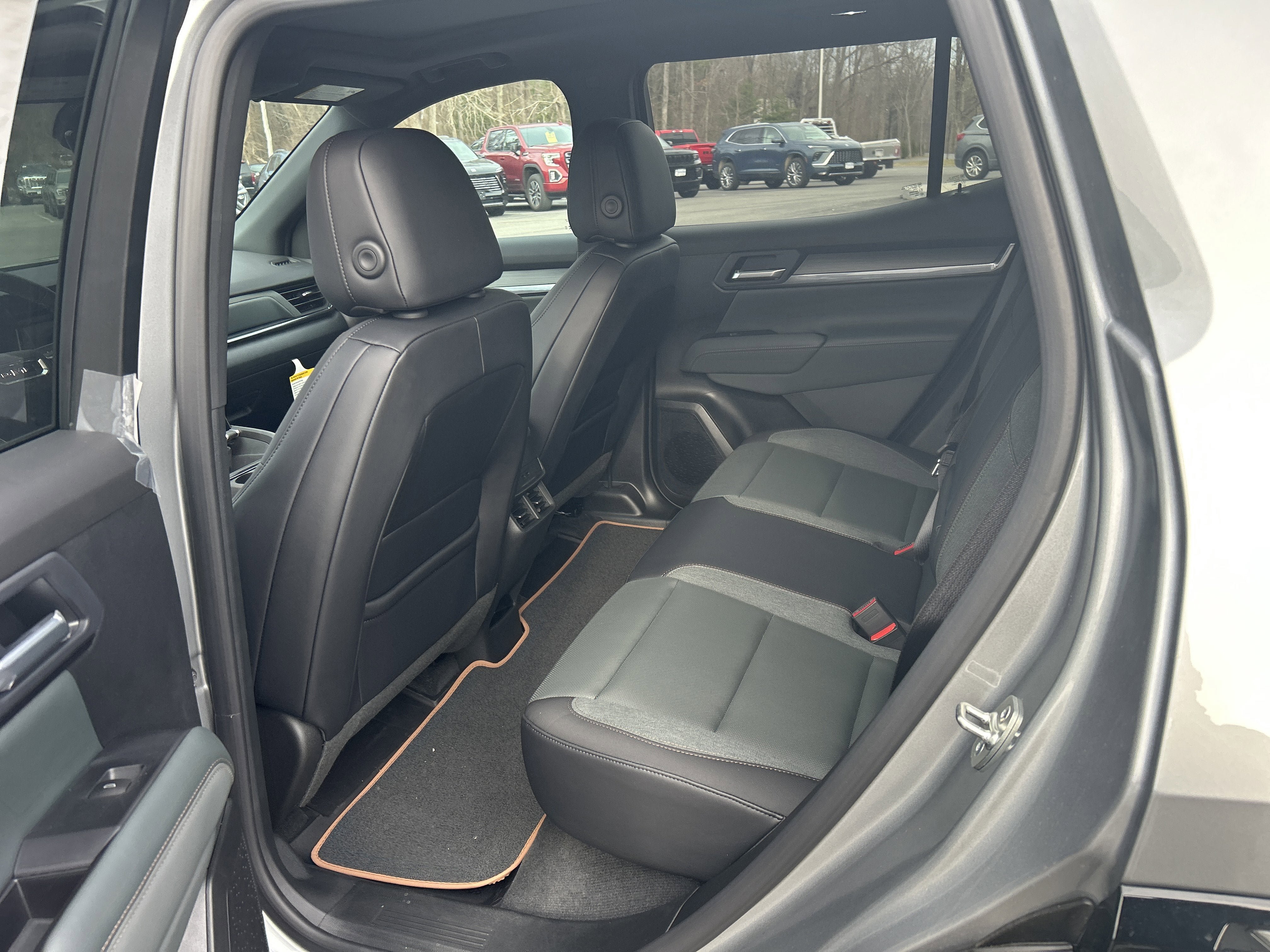 New 2026 GMC Terrain AT4 w/ Technology Package II image 2