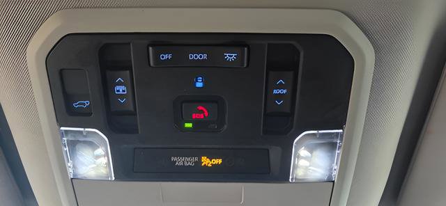 Used 2023 Toyota Sequoia Limited AWD/4WD image 22