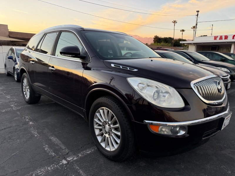 Used 2009 Buick Enclave CXL w/ Driver Confidence Package image 5