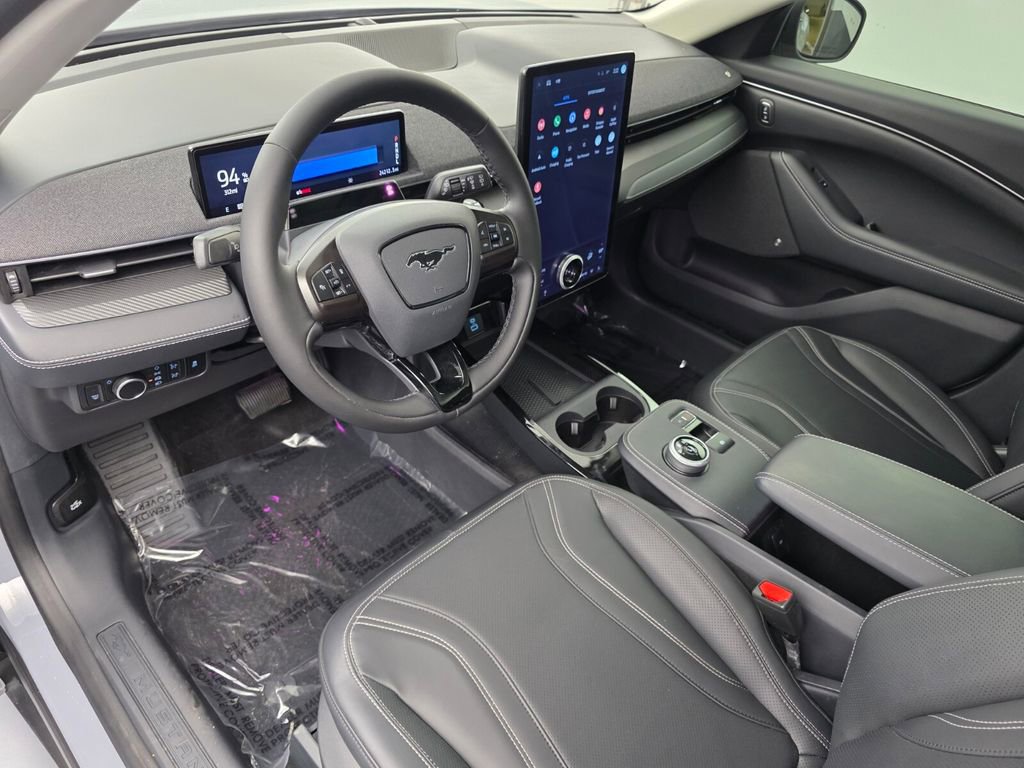 Used 2024 Ford Mustang Mach-E Premium image 11