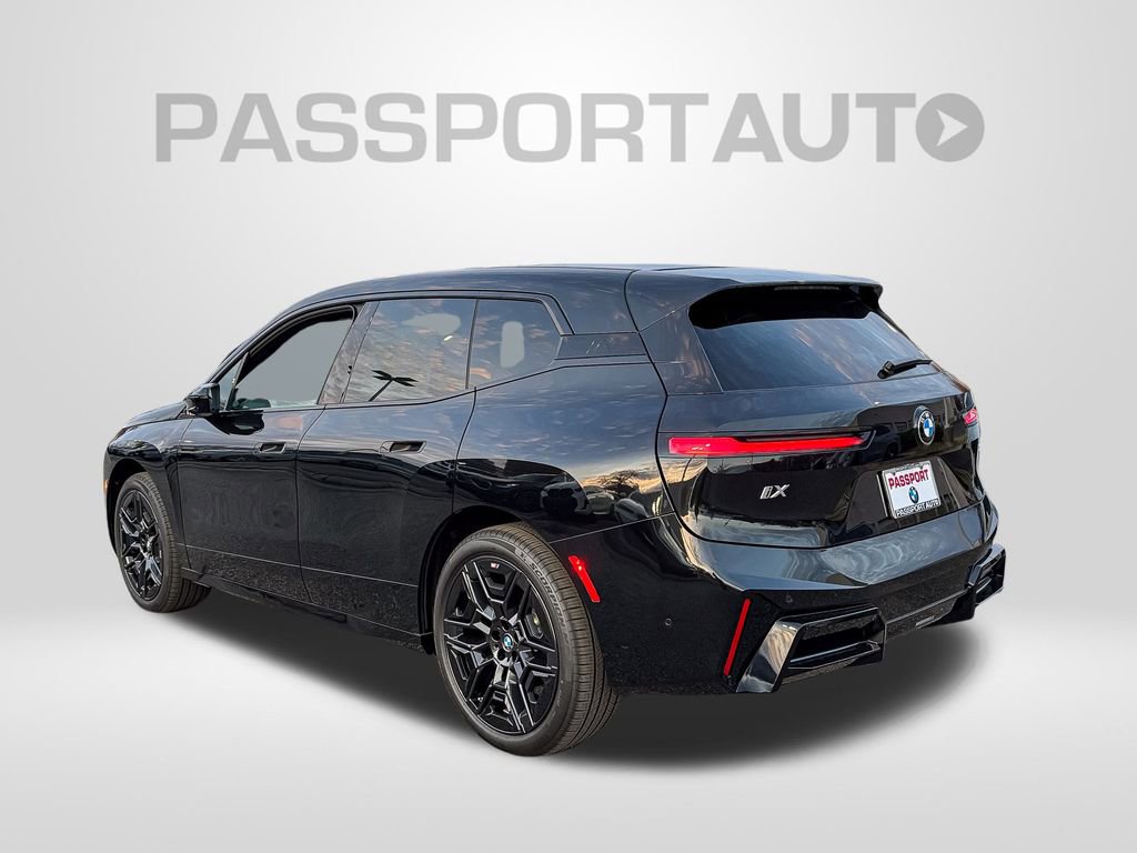 Used 2026 BMW iX xDrive45 image 3