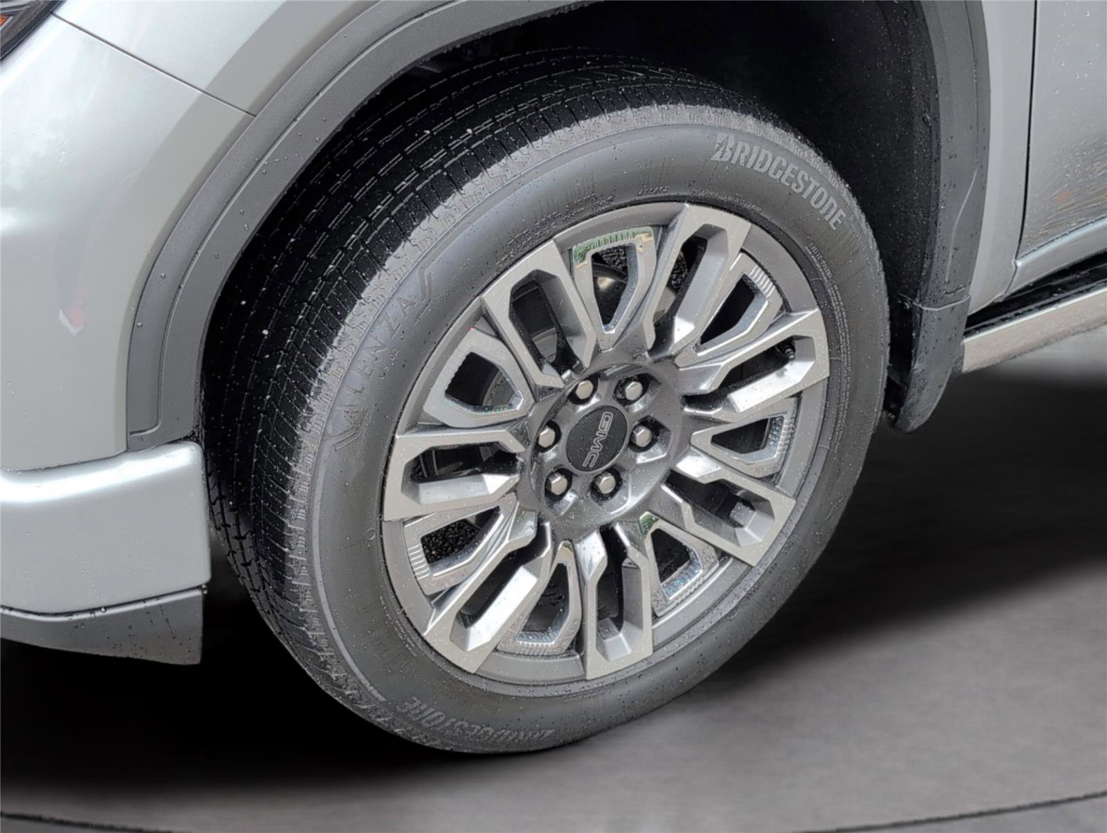 Used 2024 GMC Sierra 1500 Denali Ultimate image 12