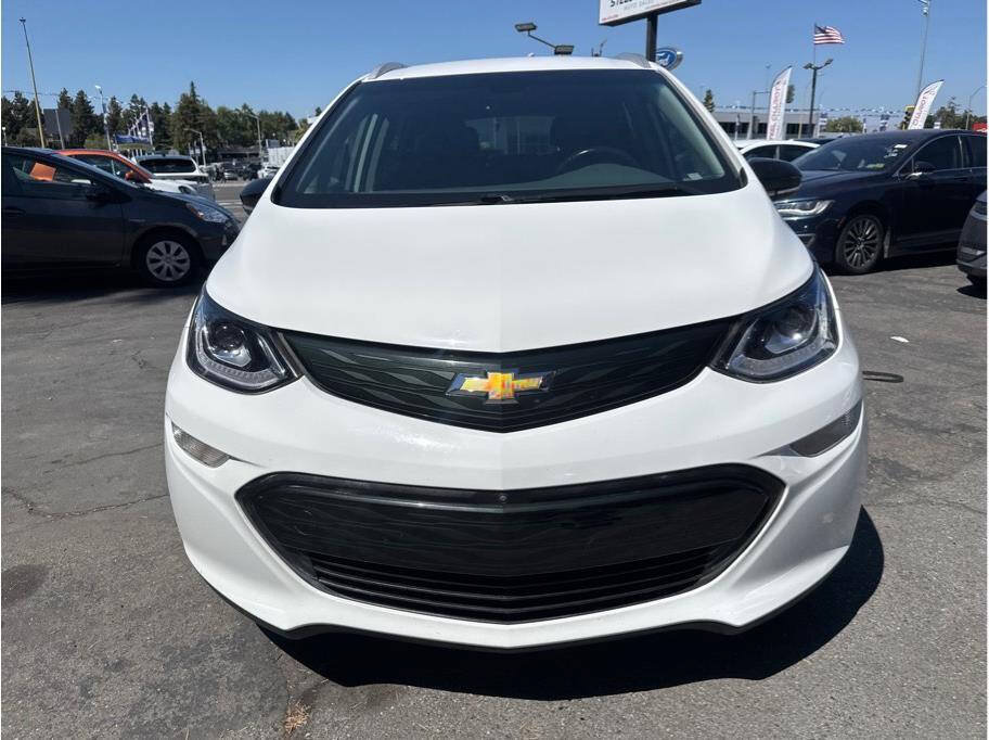 Used 2018 Chevrolet Bolt Premier w/ Infotainment Package FWD image 17