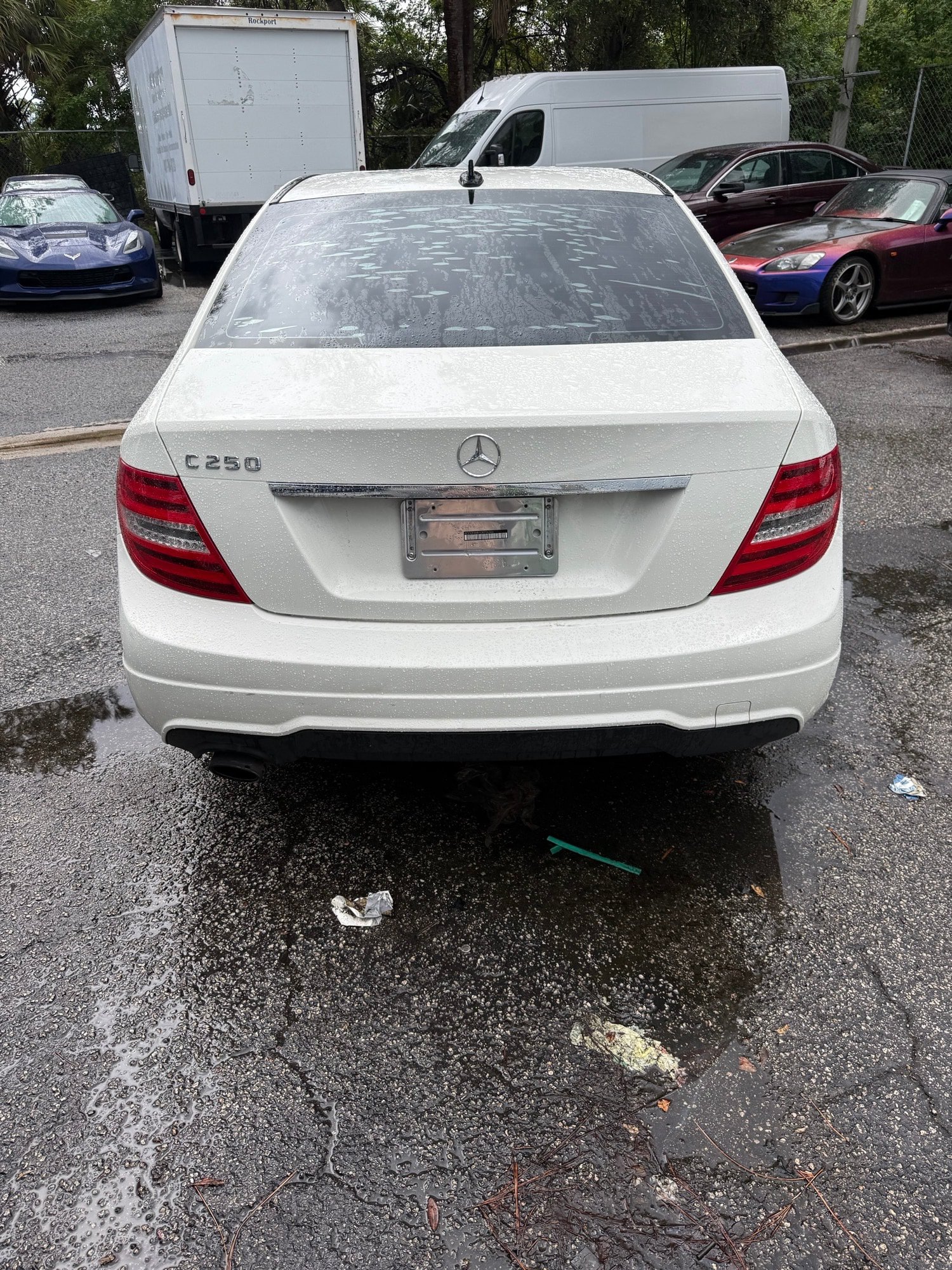 Used 2012 Mercedes-Benz C 250 Sedan image 12